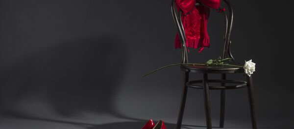 Nữ diễn viên khiêu dâm tiết lộ những việc sẽ làm với game thủ 16 tuổi - Sputnik Việt Nam