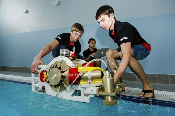 Các sinh viên Nga tham gia Giải vô địch châu Á về kỹ thuật robot Các sinh viên Nga tham gia Giải vô địch châu Á về kỹ thuật robot - Sputnik Việt Nam