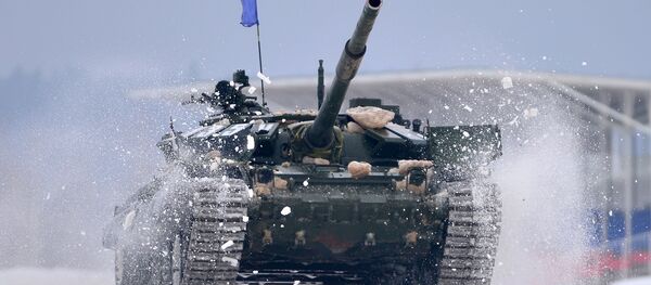 Xe tăng T-72 trong cuộc thi Tank biathlon 2016 Xe tăng T-72 trong cuộc thi Tank biathlon 2016 - Sputnik Việt Nam