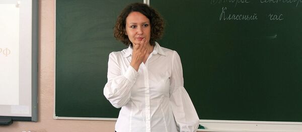 Cô giáo Đ.Trerepanova ở Novosibirsk - Sputnik Việt Nam