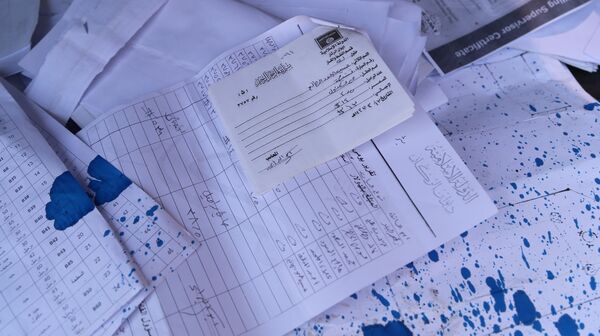 Các báo cáo tài chính cho phép nghiên cứu chi tiết hoạt động kinh doanh bất hợp pháp, vạch trần quy mô và giá bán dầu lậu. - Sputnik Việt Nam