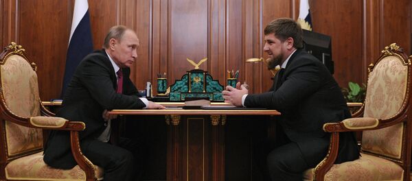Vladimir Putin và Ramzan Kadyrov - Sputnik Việt Nam