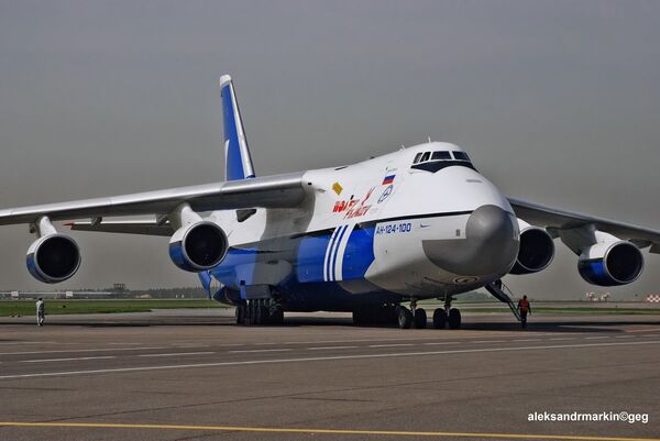 Tàu vũ trụ mới Orel của Nga sẽ không chỉ có thể bay mà còn có thể bơi Tàu vũ trụ mới Orel của Nga sẽ không chỉ có thể bay mà còn có thể bơi - Sputnik Việt Nam