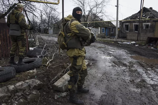Các dân quân ở ngoại ô Donetsk Các dân quân ở ngoại ô Donetsk - Sputnik Việt Nam