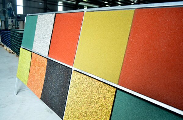 Sản phẩm của Sagama Vietnam là gạch cao su, không thấm nước và có tuổi thọ lâu dài - Sputnik Việt Nam