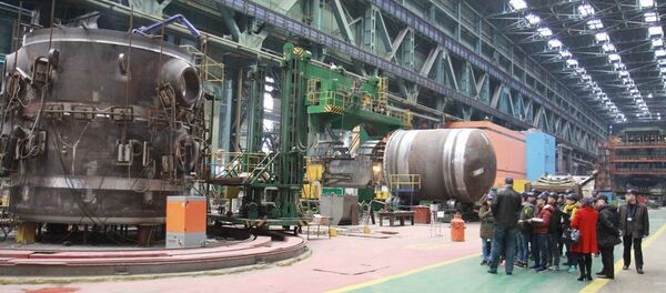 Sinh viên Việt Nam đang thực tập tại Volgodonsk (nhà máy điện hạt nhân Rostov) - Sputnik Việt Nam