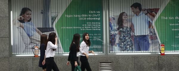 Người dân trên đường phố Hà Nội, Việt Nam - Sputnik Việt Nam