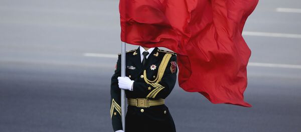Vệ binh danh dự với cờ  Trung Quốc ở Bắc Kinh - Sputnik Việt Nam