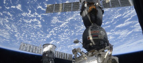hai con tàu Progress và Soyuz - Sputnik Việt Nam