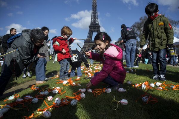 Lễ Phục sinh Công giáo ở Paris - Sputnik Việt Nam