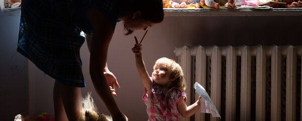 Người tị nạn từ Slavyansk trong một ký túc xá ở Ilovaysk, tỉnh Donetsk - Sputnik Việt Nam