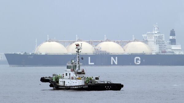 Lô hàng đầu tiên khí tự nhiên hóa lỏng (LNG) - Sputnik Việt Nam