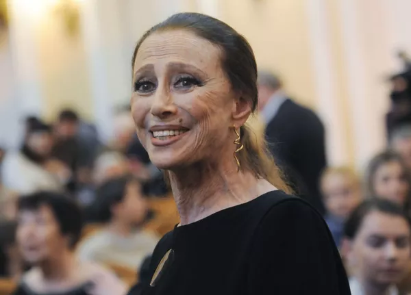 Maya Mikhailovna Plisetskaya sinh ngày 20 tháng 11 năm 1925 tại Matxcơva. Maya Mikhailovna Plisetskaya sinh ngày 20 tháng 11 năm 1925 tại Matxcơva. - Sputnik Việt Nam