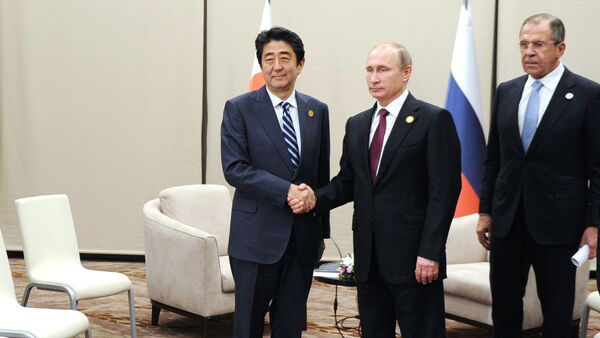 Vladimir Putin và Shinzo Abe - Sputnik Việt Nam