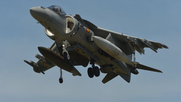 Máy bay cường kích của Mỹ AV-8B Harrier II - Sputnik Việt Nam