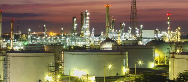 Nhà máy lọc dầu Nhà máy lọc dầu - Sputnik Việt Nam