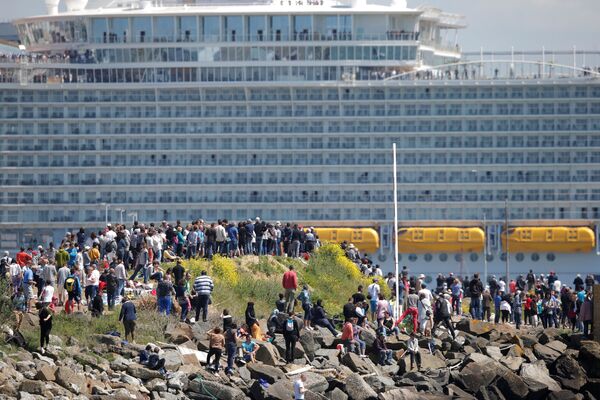 Tàu du lịch “Harmony of the seas” - Sputnik Việt Nam