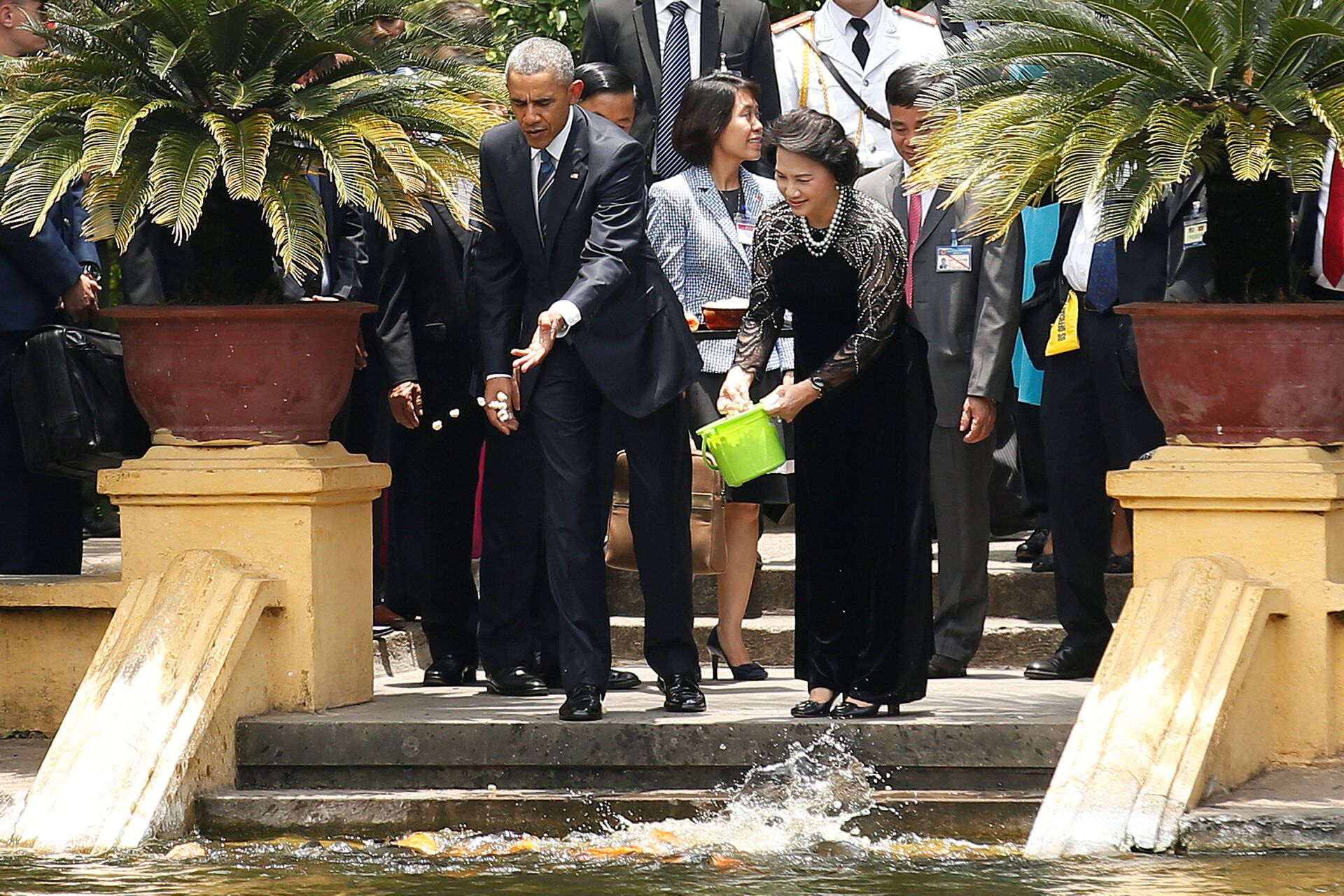 Tổng thống Mỹ Barack Obama trong chuyến thăm Hà Nội - Sputnik Việt Nam, 1920, 14.12.2021