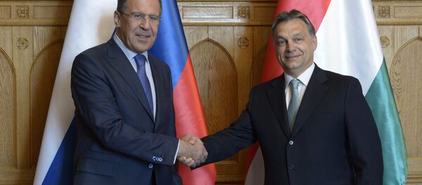 cuộc hội đàm Bộ trưởng Ngoại giao Hungary Peter Siyyarto với Ngoại trưởng Nga Sergei Lavrov - Sputnik Việt Nam