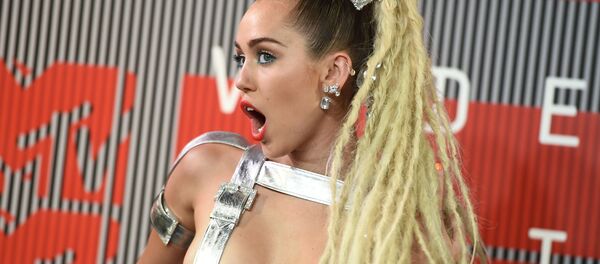 Ca sĩ Mỹ Miley Cyrus Ca sĩ Mỹ Miley Cyrus - Sputnik Việt Nam