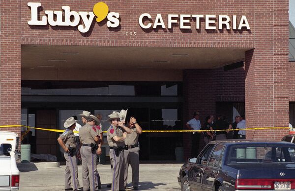 Quán cafe Luby, Killeen, Texas ngày 16 tháng Mười năm1991 - Sputnik Việt Nam