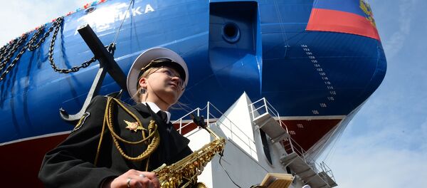 Tàu phá băng Arktika được hạ thủy - Sputnik Việt Nam