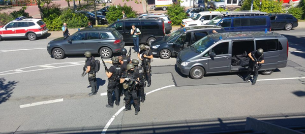 Xả súng tại rạp chiếu phim ở Đức: Khoảng 20-50 người bị thương - Sputnik Việt Nam