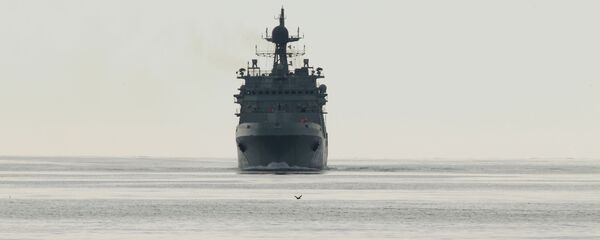 Tàu đổ bộ lớn Ivan Gren của Hải quân Nga cập cảng quân sự Baltiysk sau lần xuất cảng đầu tiên để thử nghiệm trên biển. Tàu đổ bộ lớn Ivan Gren của Hải quân Nga cập cảng quân sự Baltiysk sau lần xuất cảng đầu tiên để thử nghiệm trên biển. - Sputnik Việt Nam