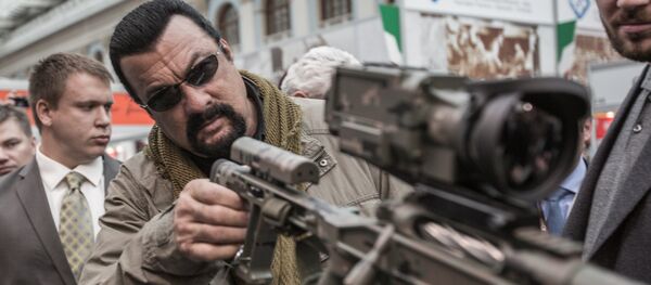Steven Seagal - Sputnik Việt Nam