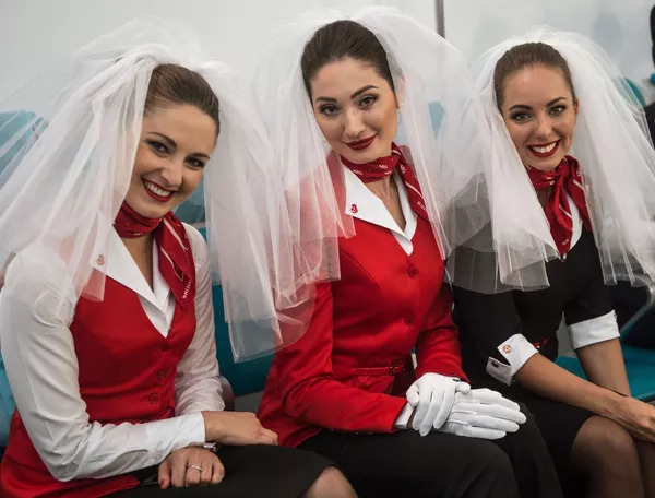 DME Runway - thời trang cao cấp với phong cách Hàng không DME Runway - thời trang cao cấp với phong cách Hàng không - Sputnik Việt Nam