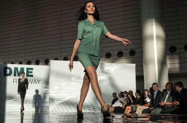 DME Runway  - thời trang cao cấp với phong cách Hàng không - Sputnik Việt Nam