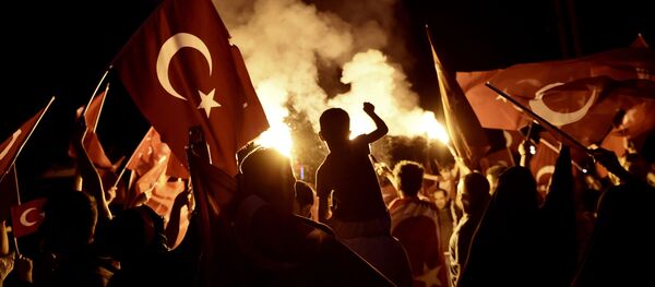 Thổ Nhĩ Kỳ đang trong cuộc đảo chính mới Thổ Nhĩ Kỳ đang trong cuộc đảo chính mới - Sputnik Việt Nam