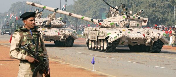 xe tăng T-72 ở Ấn Độ - Sputnik Việt Nam