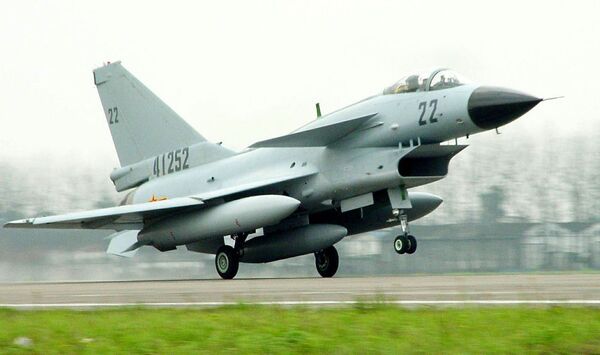 Chiến đấu cơ J-10 của Trung Quốc. - Sputnik Việt Nam