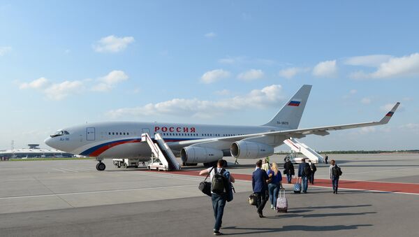 Il-96-300 - Sputnik Việt Nam