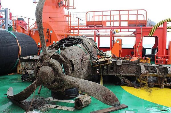 Máy bay tấn công IL-2 được nâng lên từ đáy eo biển Kerch - Sputnik Việt Nam