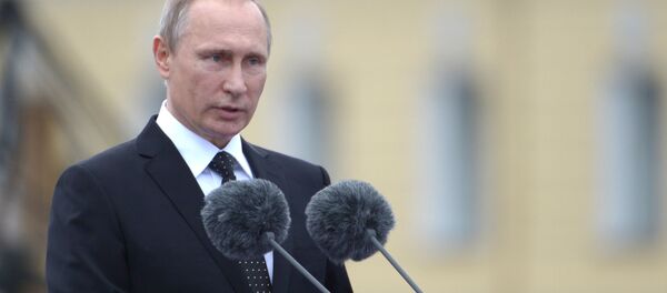 Tổng thống Nga Vladimir Putin thăm tàu tuần dương Rạng Đông Tổng thống Nga Vladimir Putin thăm tàu tuần dương Rạng Đông - Sputnik Việt Nam