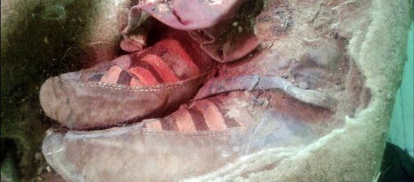 Chu du qua các kỷ nguyên lịch sử: Phát hiện xác ướp cổ 1500 năm đi giày thể thao Chu du qua các kỷ nguyên lịch sử: Phát hiện xác ướp cổ 1500 năm đi giày thể thao - Sputnik Việt Nam