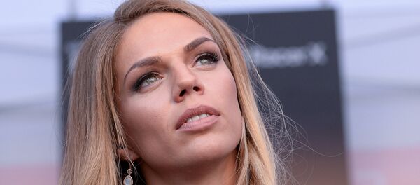 VĐV Yulia Efimova - Sputnik Việt Nam