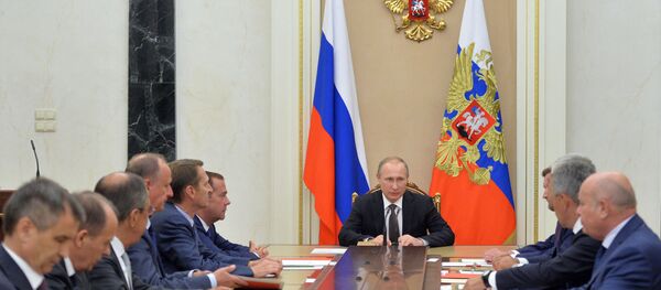 Ông Putin họp bàn với Hội đồng An ninh về tình hình trị an sau âm mưu khủng bố ở Crưm - Sputnik Việt Nam