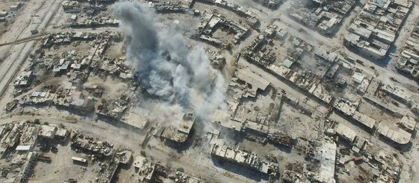 Không kích những kẻ khủng bố tại khu Ramos, tây nam Aleppo - Sputnik Việt Nam