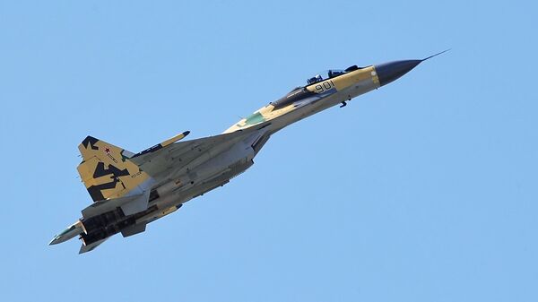 Máy bay chiến đấu Su-35 - Sputnik Việt Nam