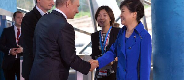 Vladimir Putin và Park Geun-hye Vladimir Putin và Park Geun-hye - Sputnik Việt Nam