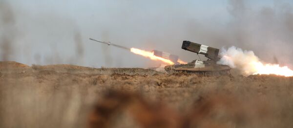 Hệ thống phun lửa hạng nặng (TOS-1) - Sputnik Việt Nam