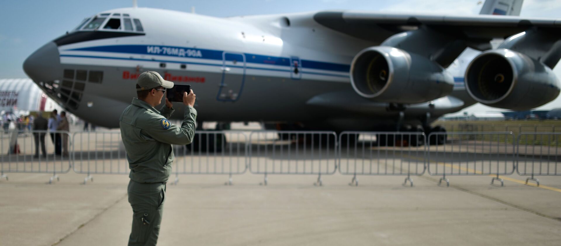 Máy bay Nga Il-76MD-90A - Sputnik Việt Nam, 1920, 26.08.2019