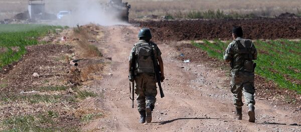 Quân đội của Thổ Nhĩ Kỳ gần Syria - Sputnik Việt Nam