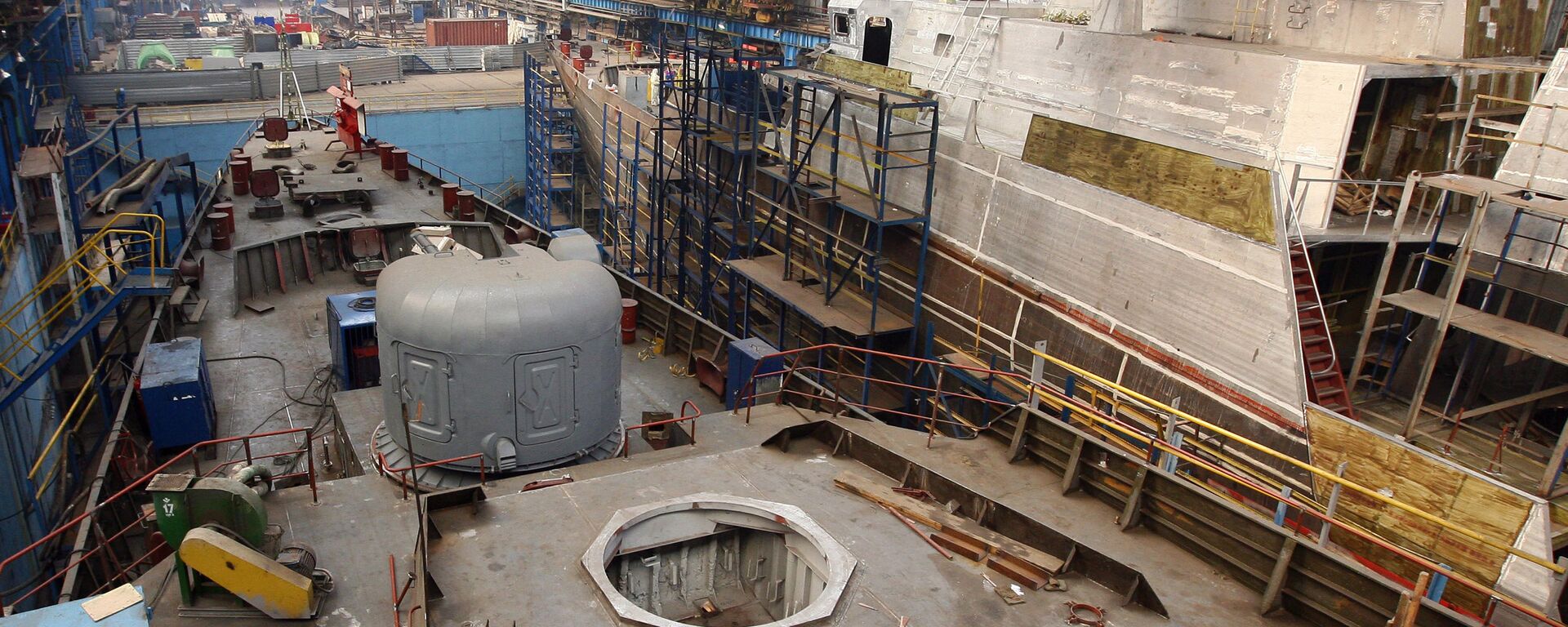 Nhà máy mang tên Gorky ở Zelenodolsk xây dựng các tàu khu trục Gepard - 3.9 cho Hải quân Việt Nam - Sputnik Việt Nam, 1920, 02.01.2025