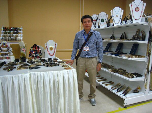 Triển lãm các sản phẩm xuất khẩu của thủ đô Việt Nam ở Trung tâm văn hóa thương mại và khách sạn Hà Nội tại Matxcơva - Sputnik Việt Nam