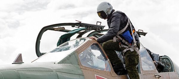 Máy bay Nga Su-25 tại phi trường Hmeymim ở Syria - Sputnik Việt Nam