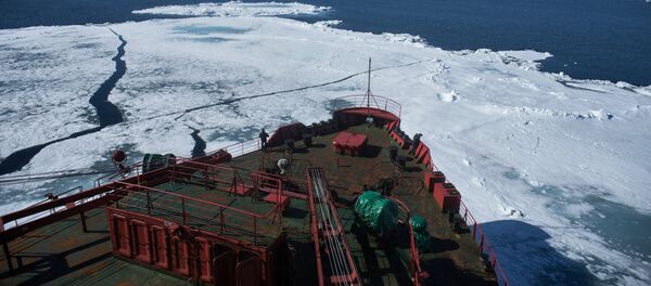 Đoàn thám hiểm Bắc Cực “Kara-Winter 2015” - Sputnik Việt Nam